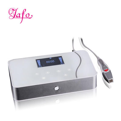 LF-517 Mini microneedle rf para el levantamiento facial/estiramiento de la piel para uso doméstico 3 puntas máquina rf no invasiva